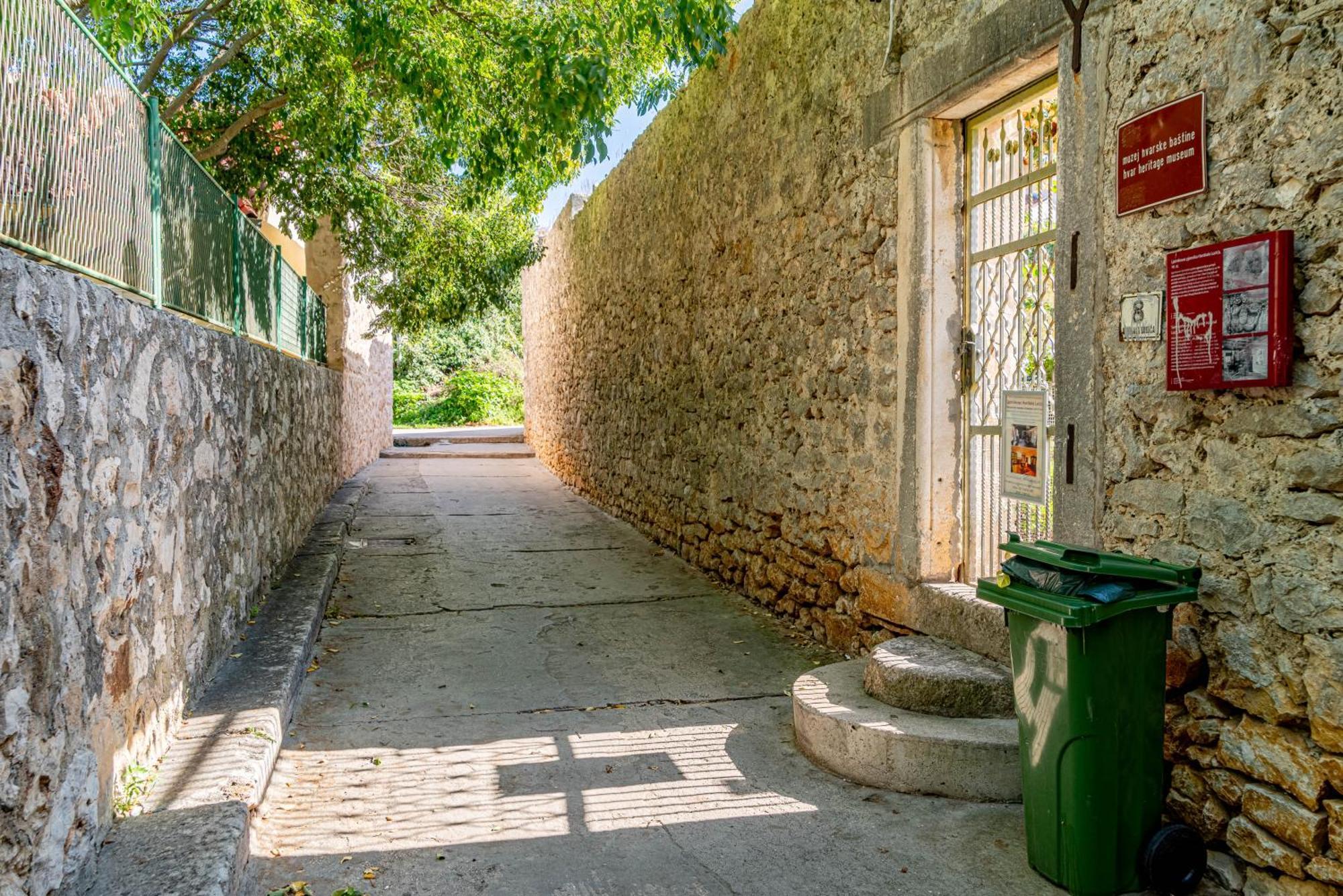 Apartments Barcot Hvar Town Exterior photo